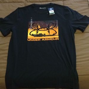 Large UA t-shirt. NWT